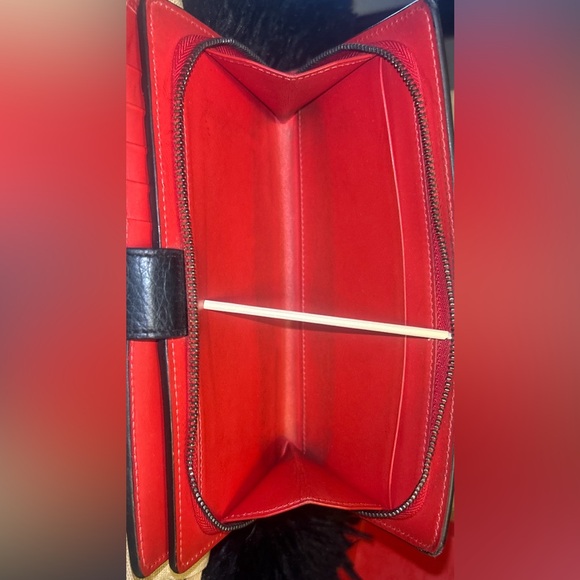 Christian Louboutin Paloma Calfskin Black/Red Long Wallet - Picture 13 of 16